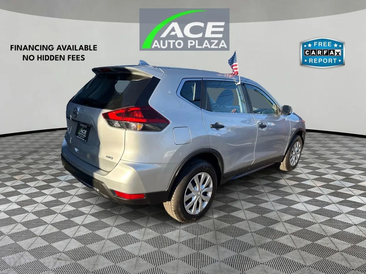 Used 2018 Nissan Rogue S image 5