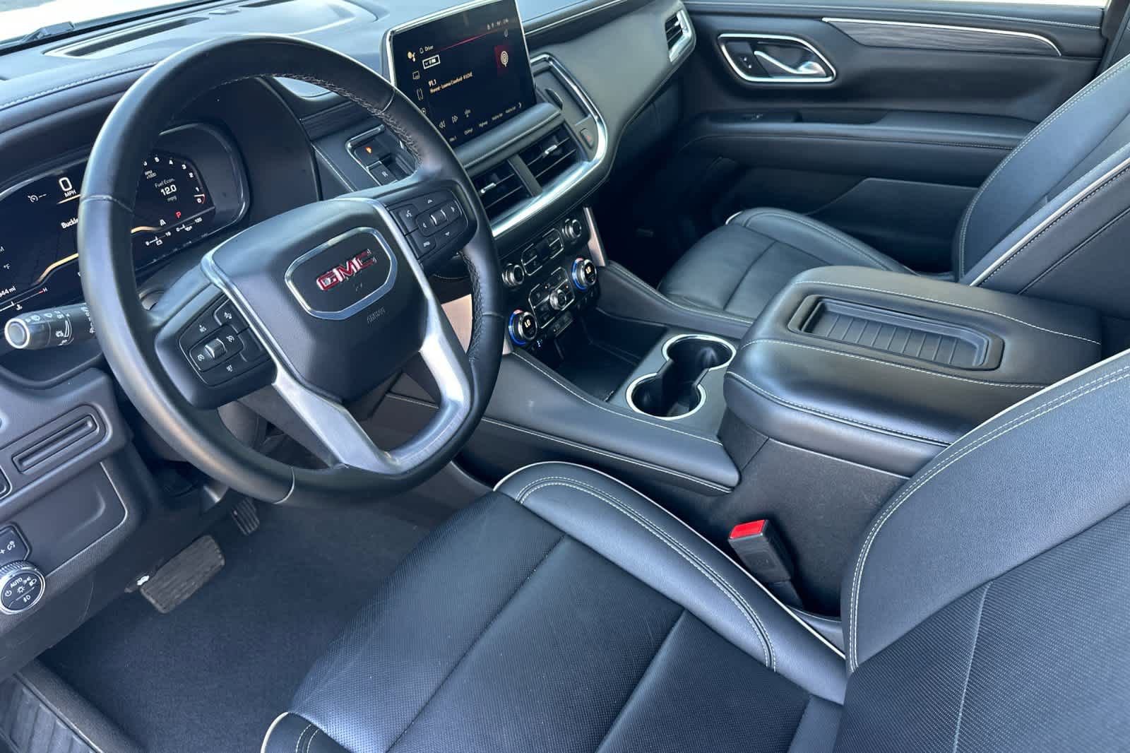 Used 2024 GMC Yukon XL SLT image 12