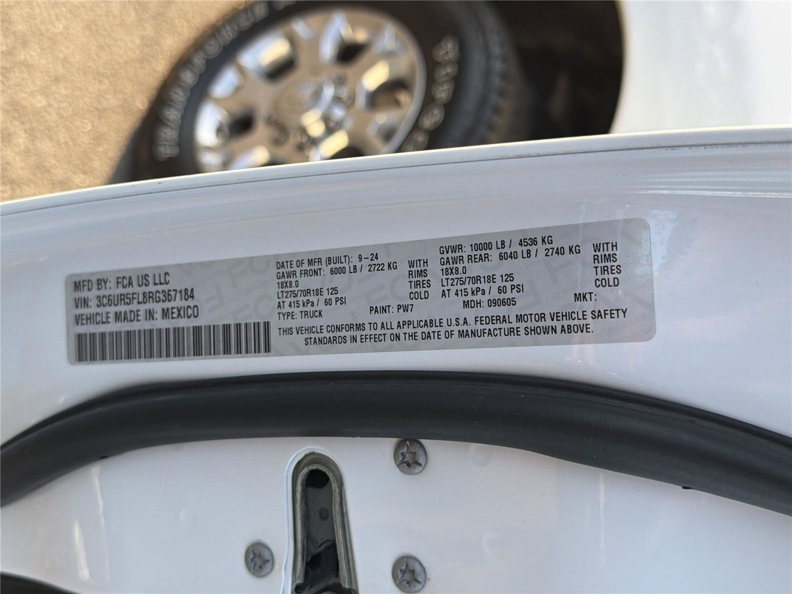 Used 2024 RAM 2500 Laramie AWD/4WD image 33