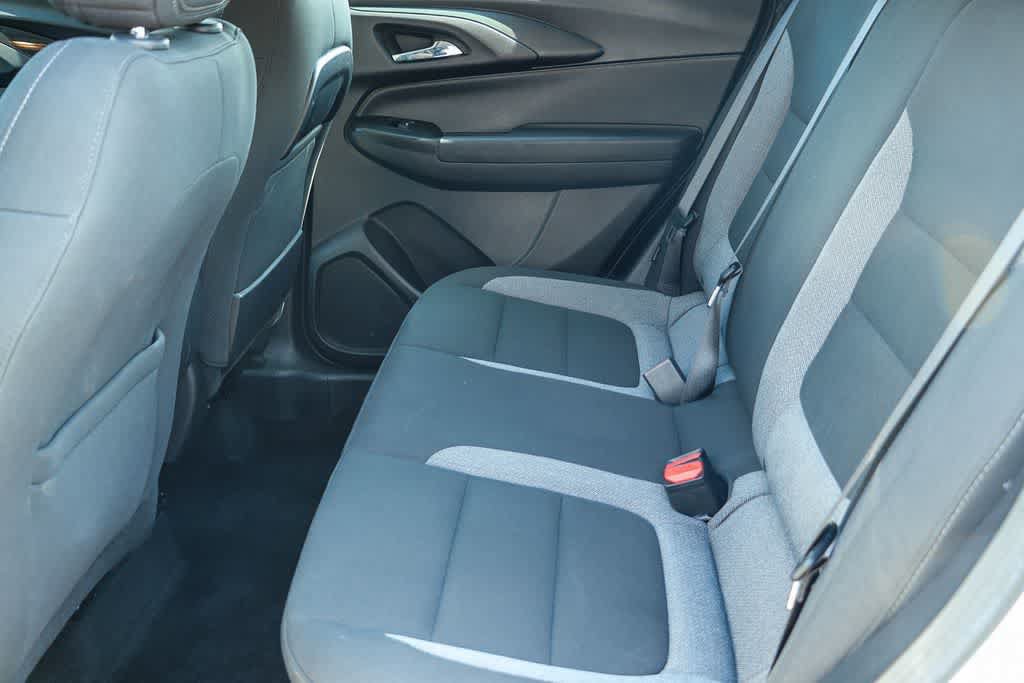 Used 2022 Chevrolet TrailBlazer LS FWD image 18
