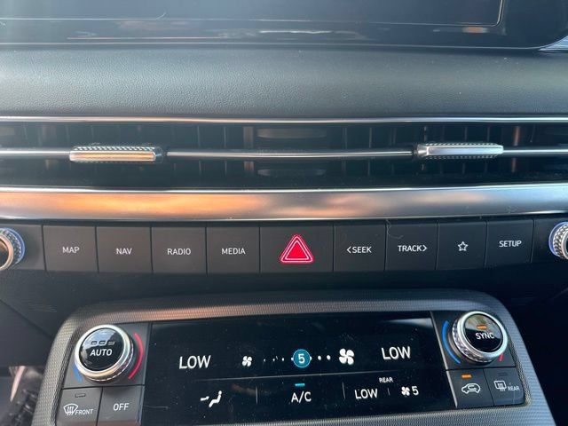 Used 2024 Hyundai Palisade Calligraphy AWD/4WD image 17