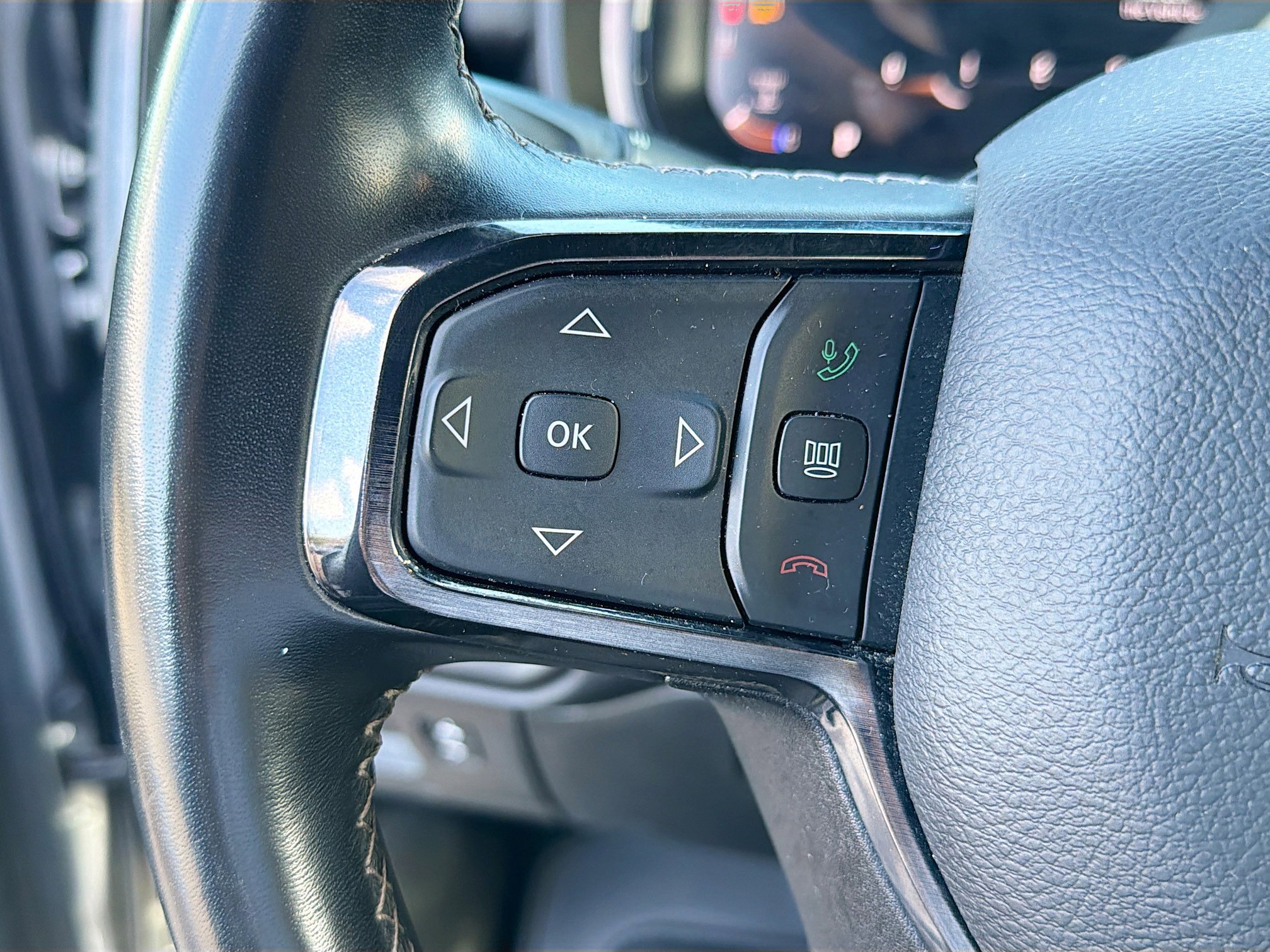 Used 2023 RAM 1500 Limited image 37