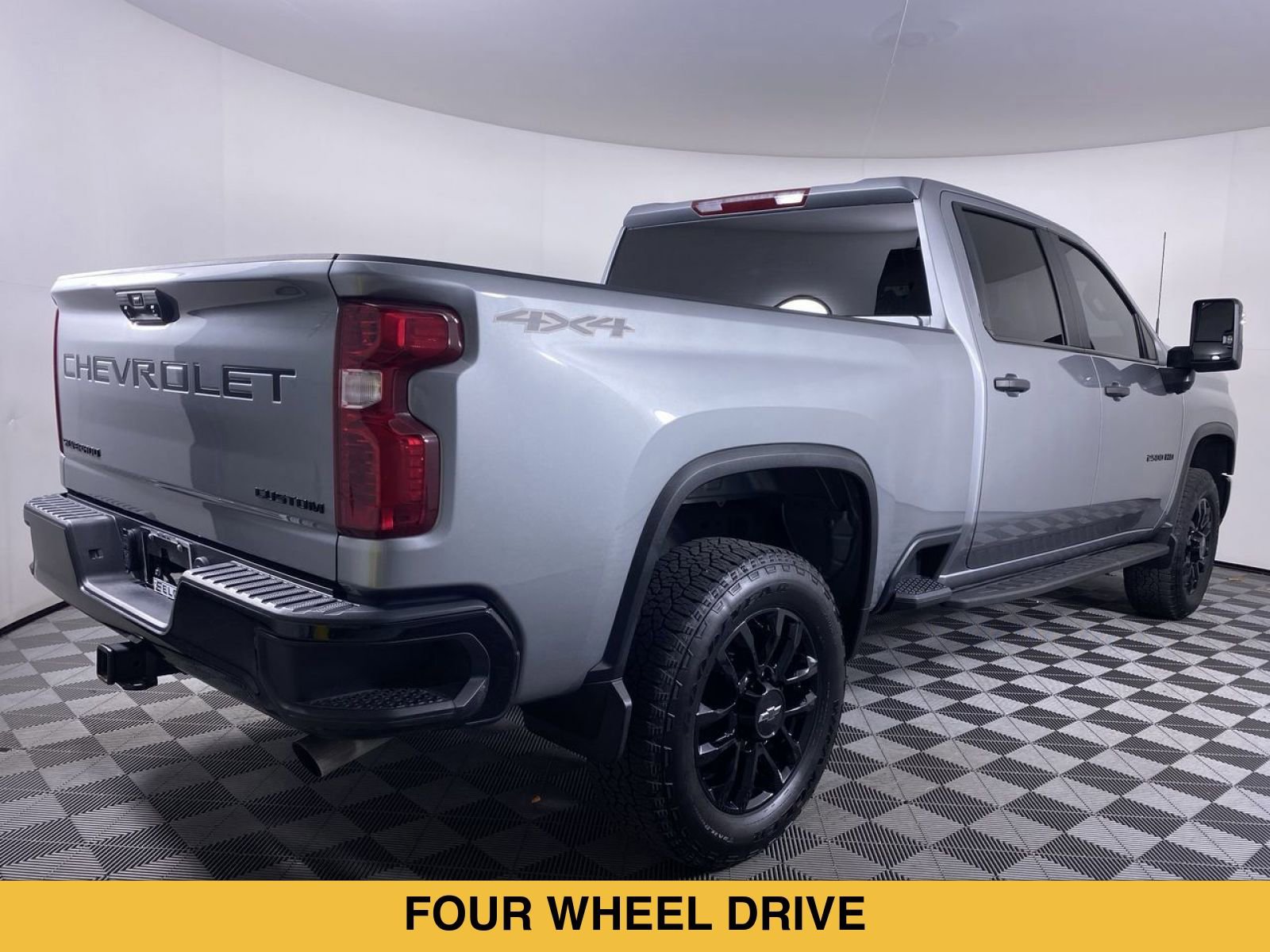 Certified 2025 Chevrolet Silverado 2500 Custom w/ Custom Convenience Package AWD/4WD image 18