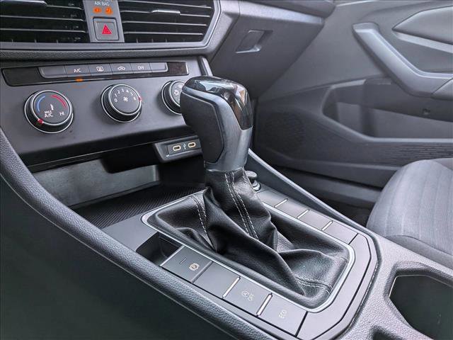 Used 2024 Volkswagen Jetta S image 11