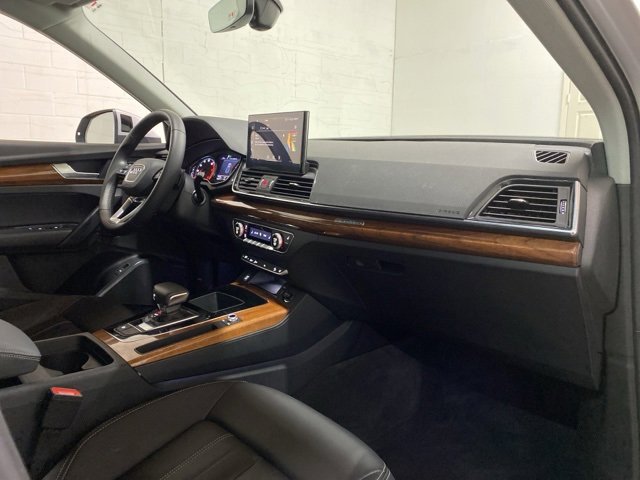 Used 2023 Audi Q5 2.0T Premium w/ Convenience Package image 80