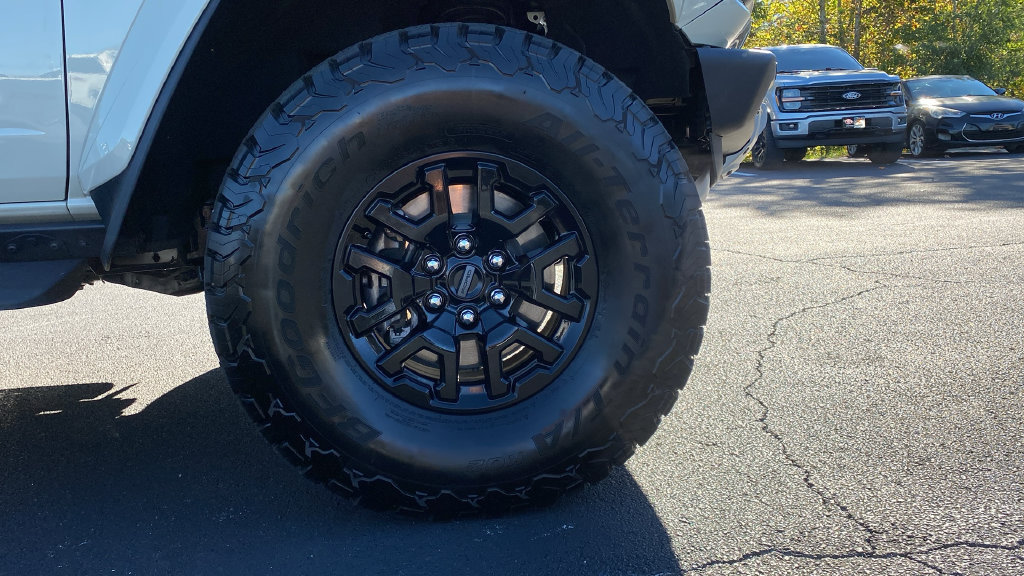 Certified 2026 Ford Bronco Raptor w/ Interior Carbon Fiber Pack AWD/4WD image 10