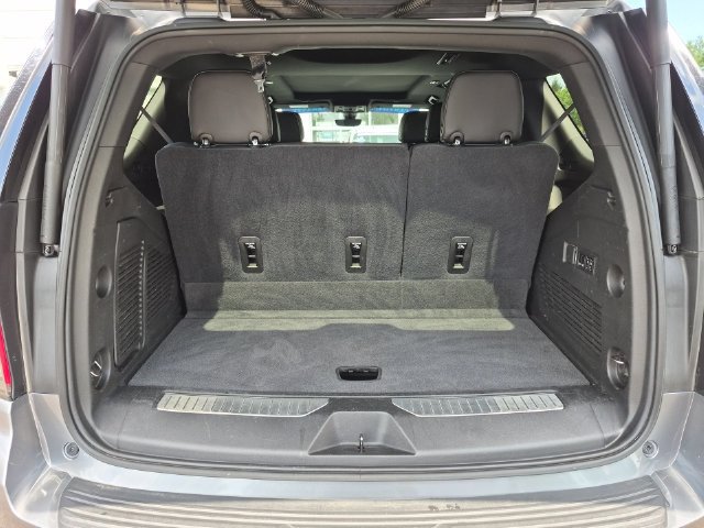 Used 2021 Chevrolet Tahoe Premier w/ Premium Package AWD/4WD image 29