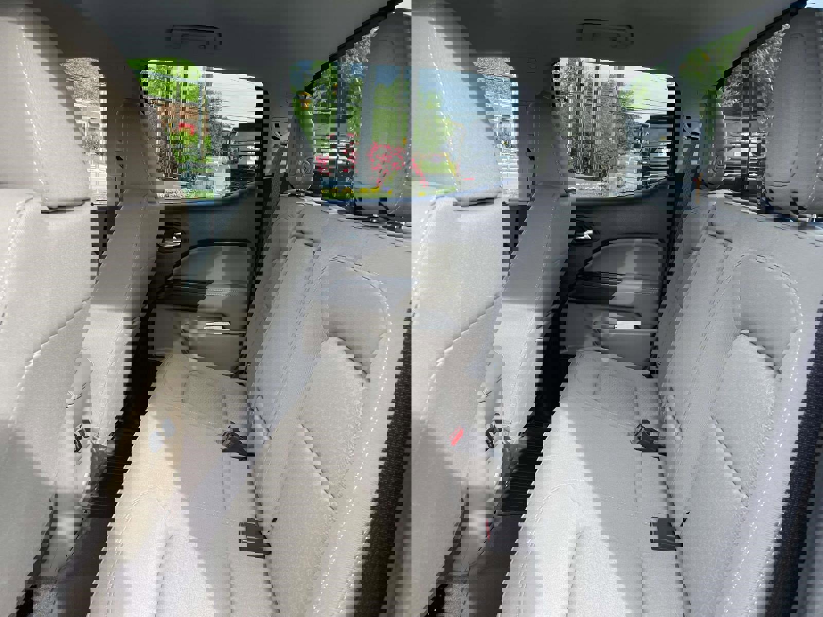 Used 2017 GMC Canyon SLE w/ SLE Convenience Package image 15