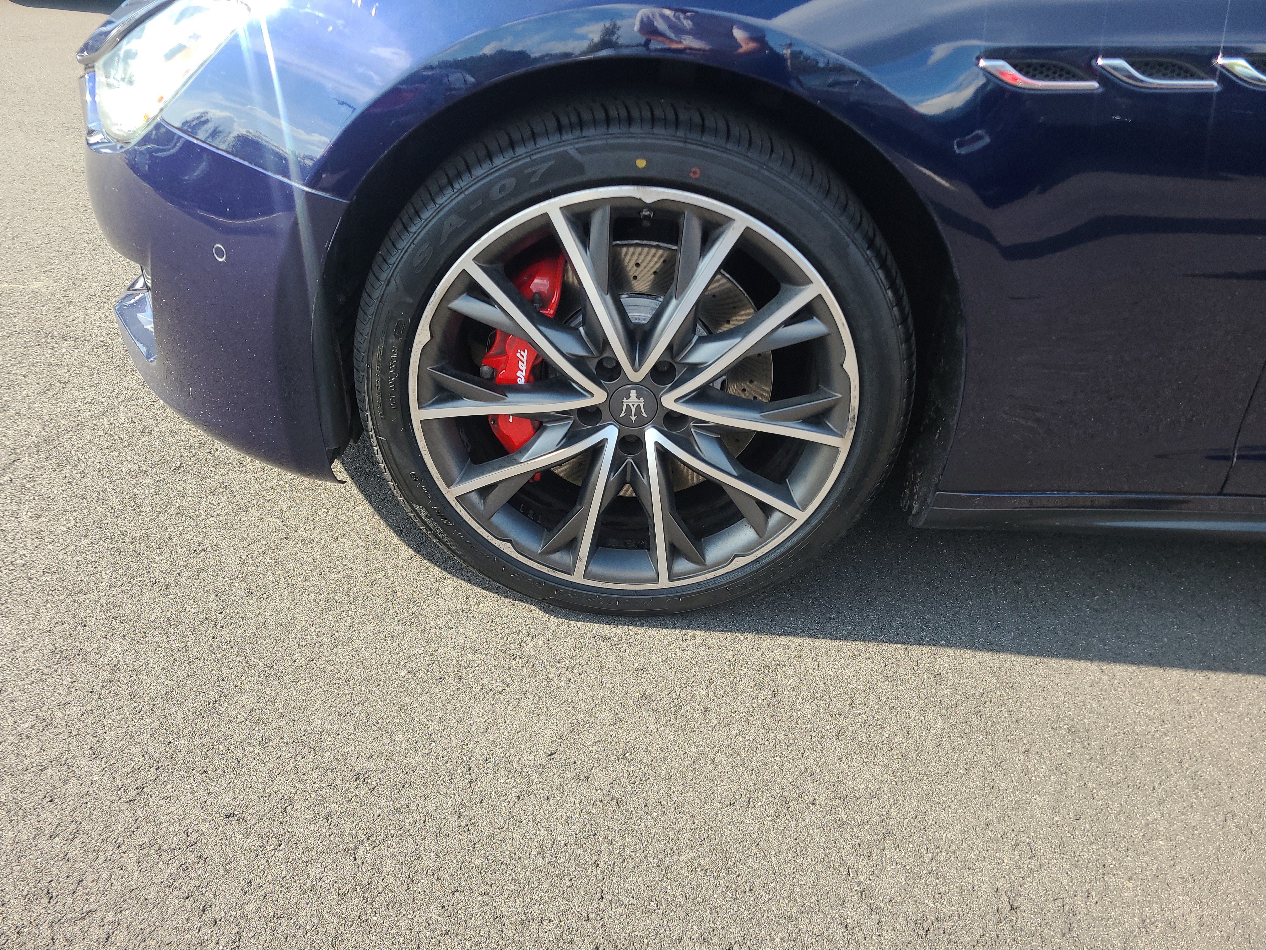 Used 2020 Maserati Ghibli S Q4 AWD/4WD image 9