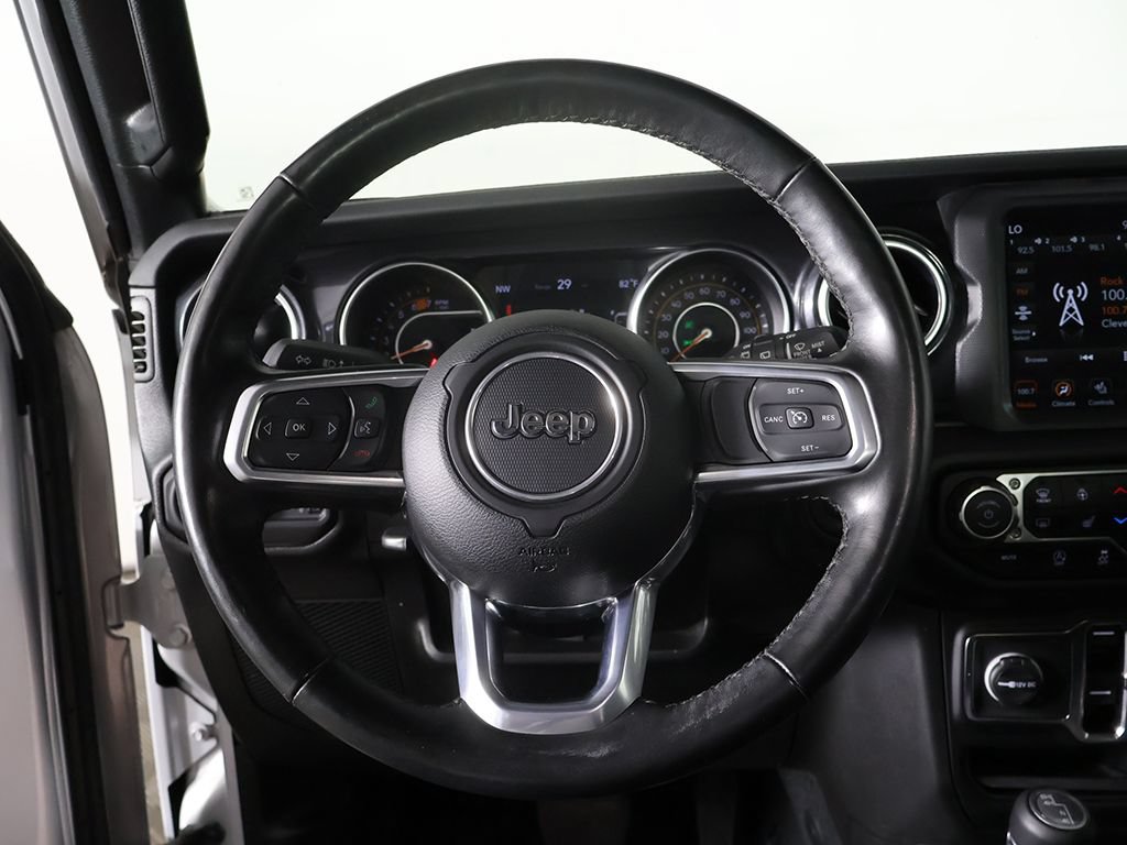 Used 2023 Jeep Wrangler Unlimited Sahara AWD/4WD image 34