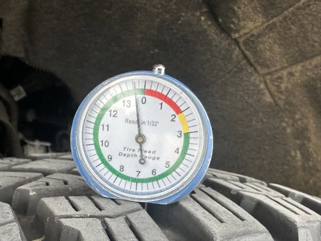 Certified 2025 Chevrolet Silverado 1500 ZR2 w/ Technology Package image 36