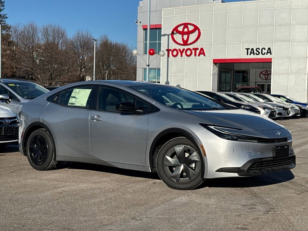 New 2026 Toyota Prius LE FWD image 1
