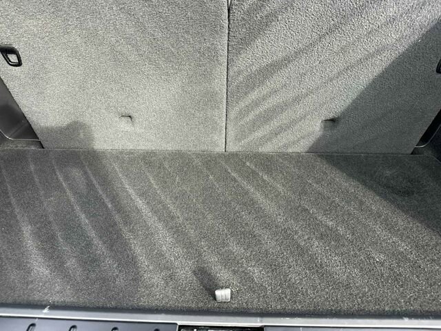 Used 2022 Tesla Model X image 19