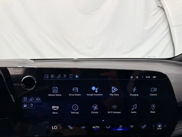 Used 2025 Chevrolet Blazer EV LT AWD/4WD image 33