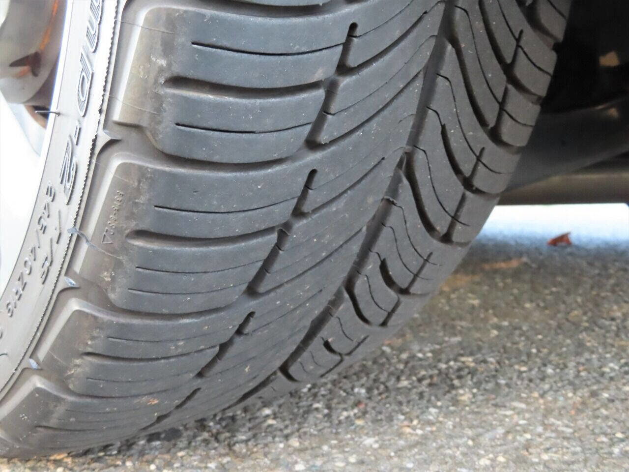 Used 2009 Pontiac G8 GXP image 35