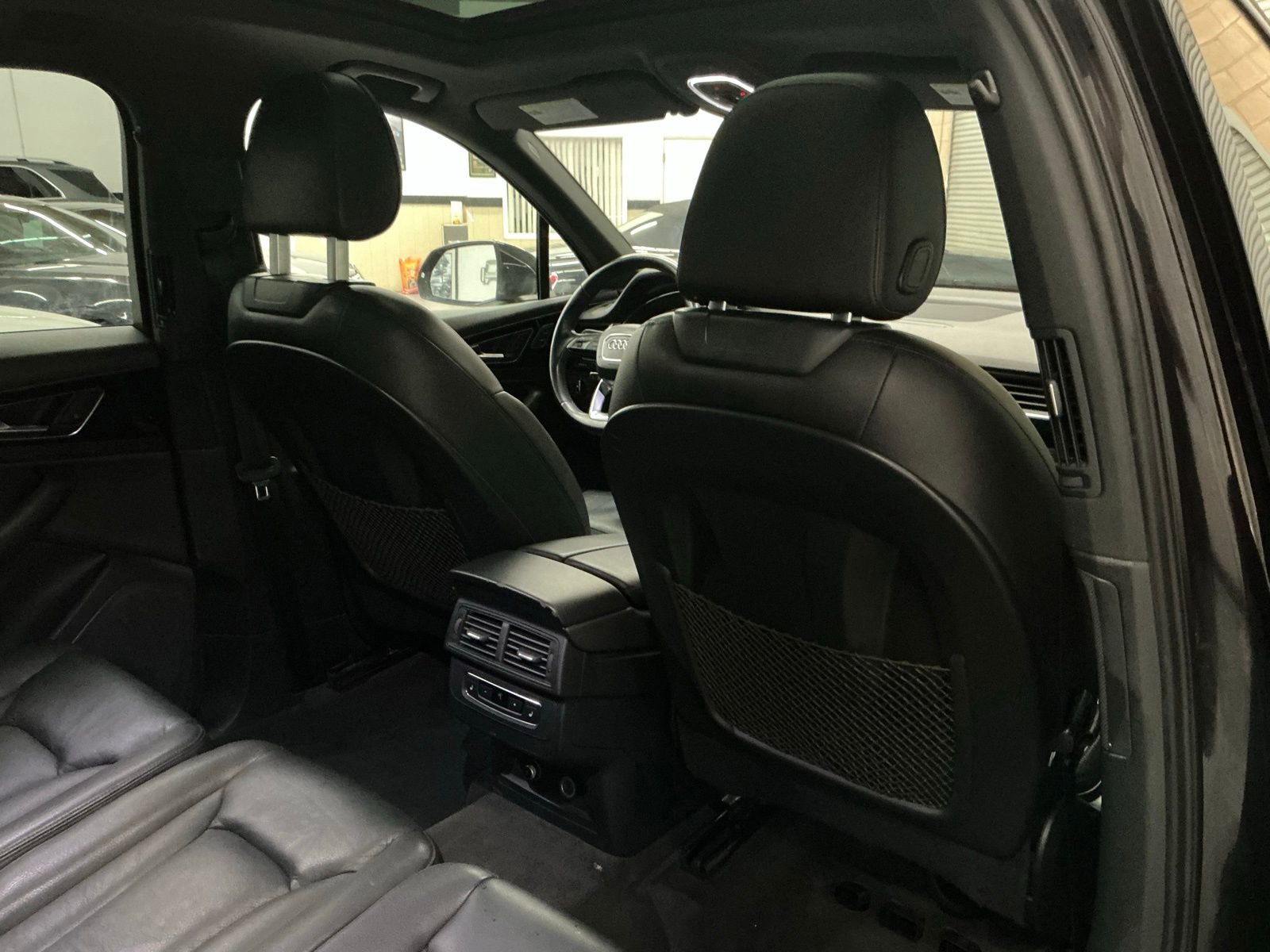 Used 2018 Audi Q7 3.0T Premium image 13