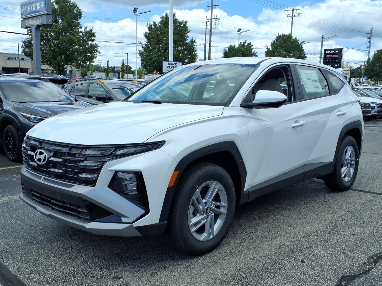 New 2026 Hyundai Tucson SE AWD/4WD image 3