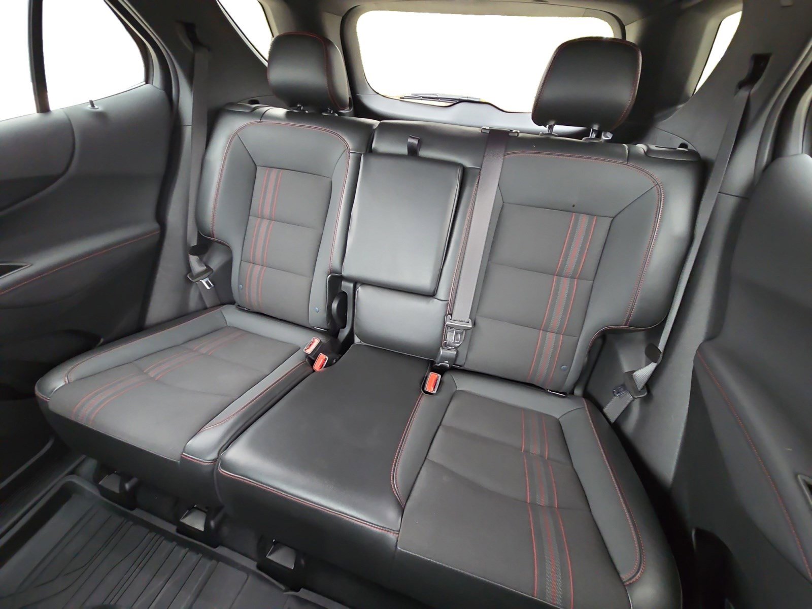 Used 2023 Chevrolet Equinox RS image 13