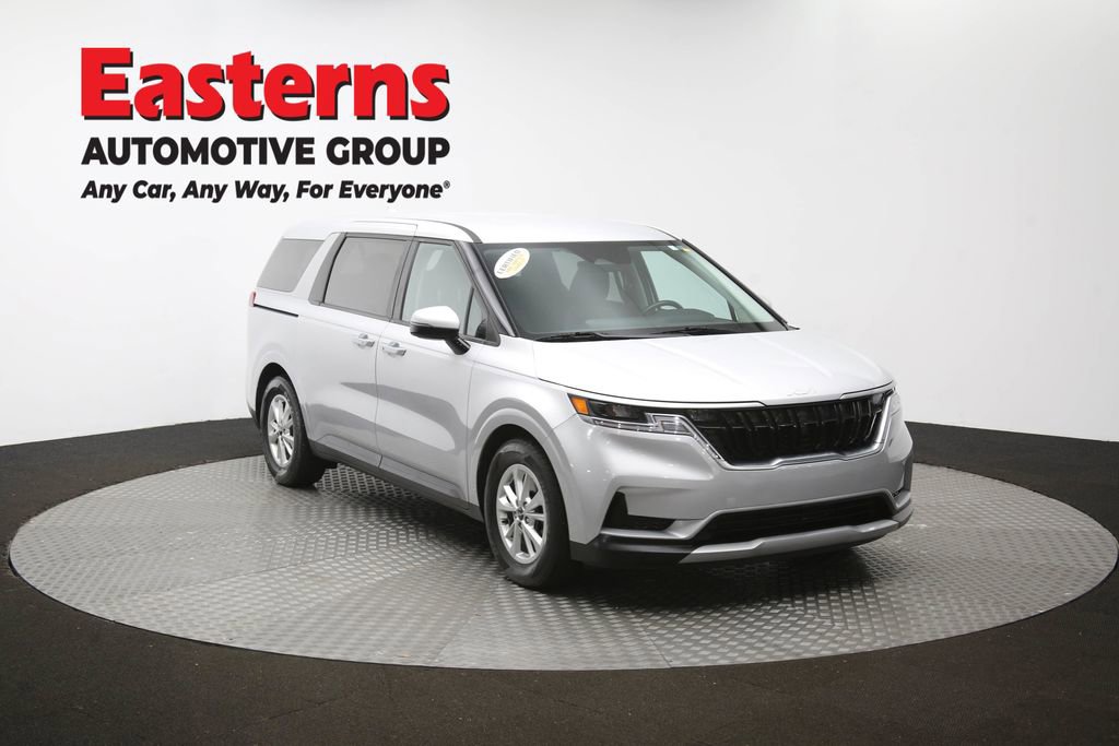 Used 2022 Kia Carnival LX image 49