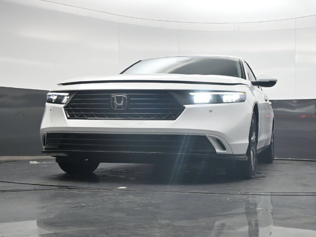Used 2025 Honda Accord EX-L image 32