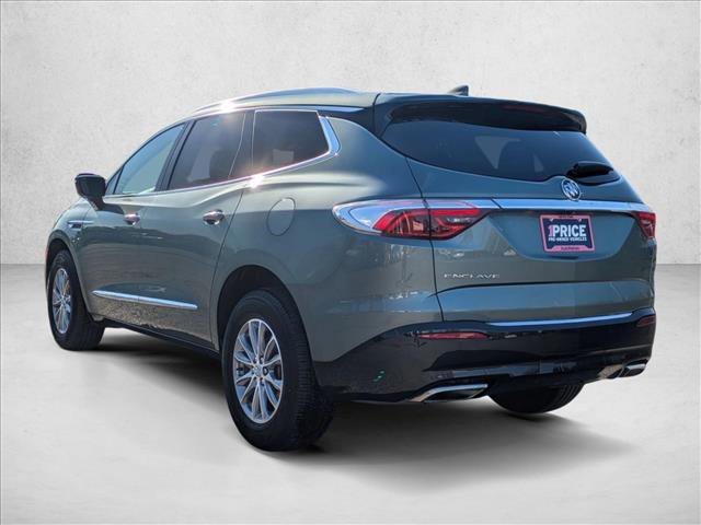 Used 2023 Buick Enclave Essence image 3