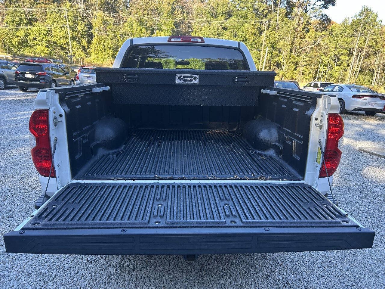 Used 2017 Toyota Tundra Limited w/ Limited Premium Package AWD/4WD image 29