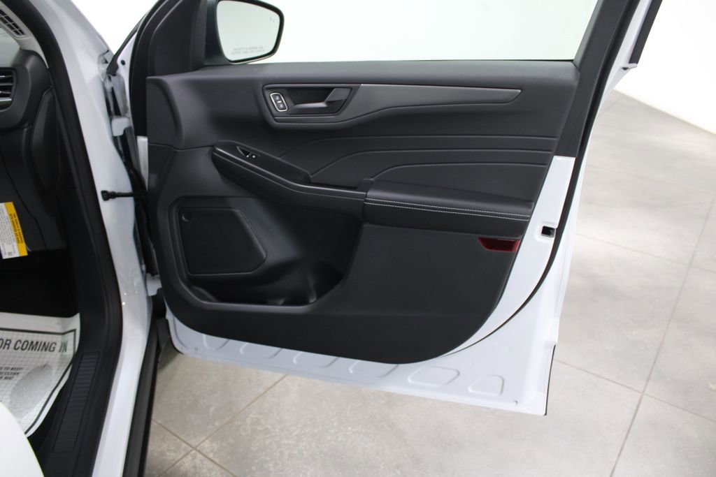 New 2026 Ford Escape Active FWD image 27