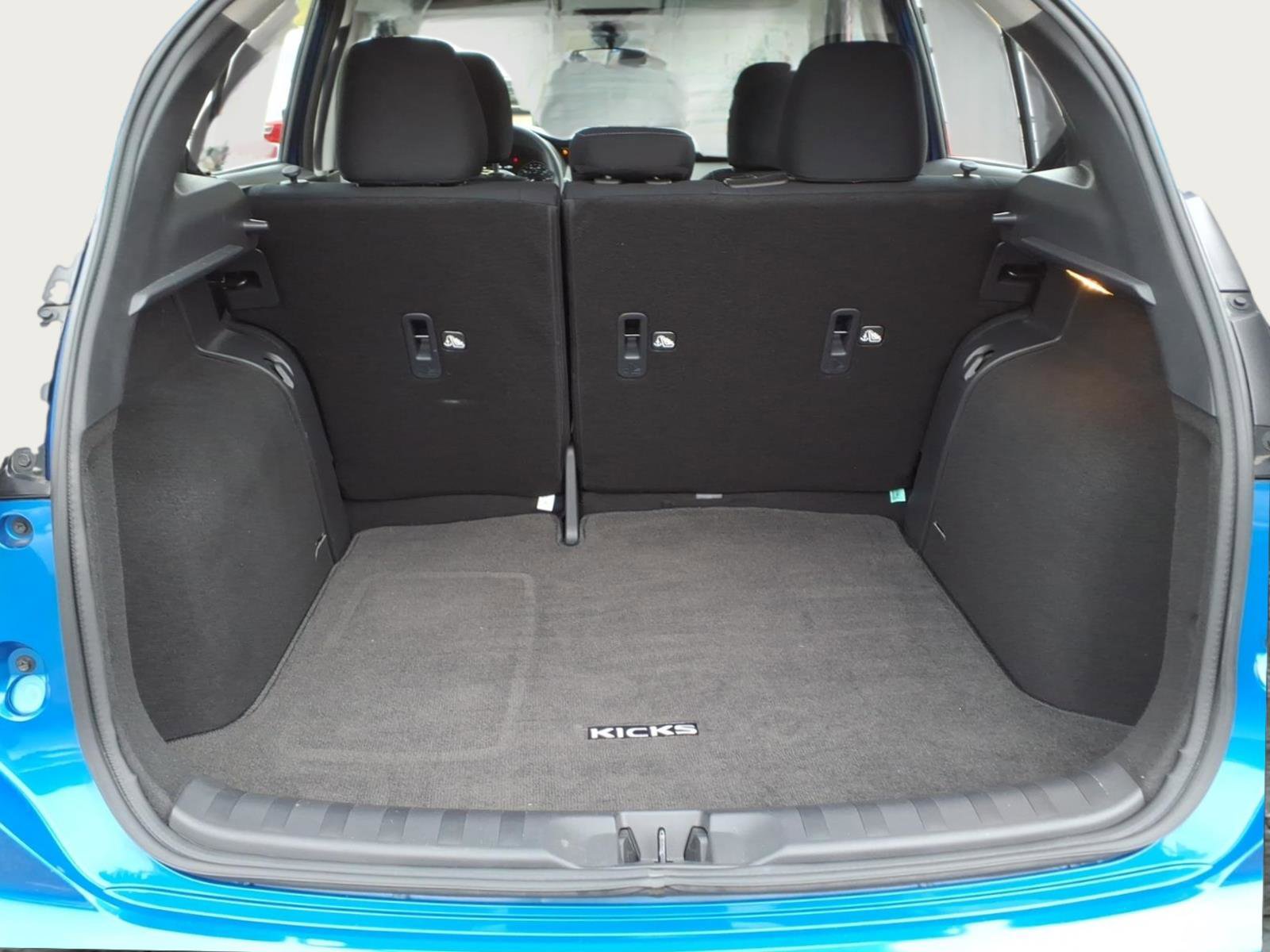 Certified 2023 Nissan Kicks SV image 16