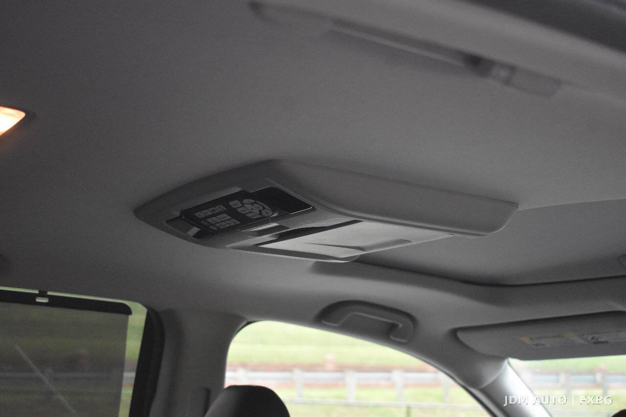 Used 2016 Honda Pilot Touring image 32