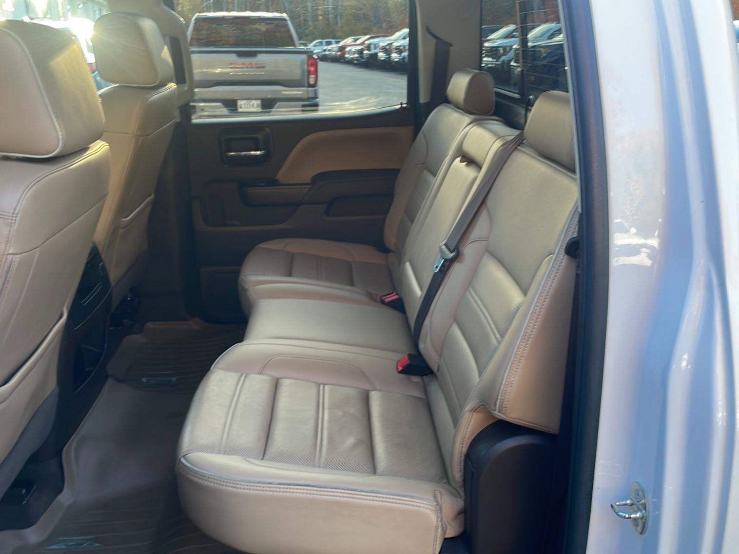 Used 2017 GMC Sierra 1500 Denali w/ Denali Ultimate Package AWD/4WD image 40