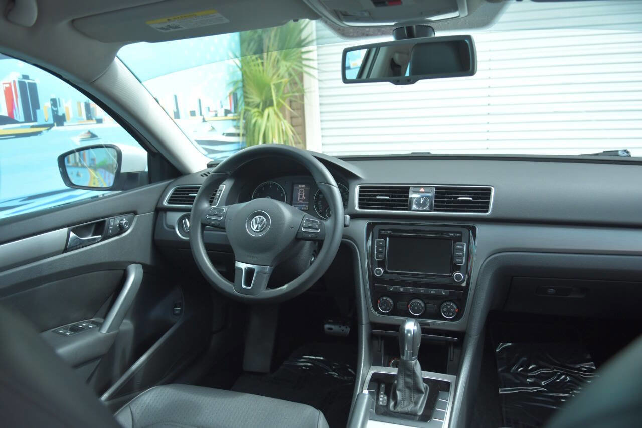 Used 2014 Volkswagen Passat 1.8T SE image 39