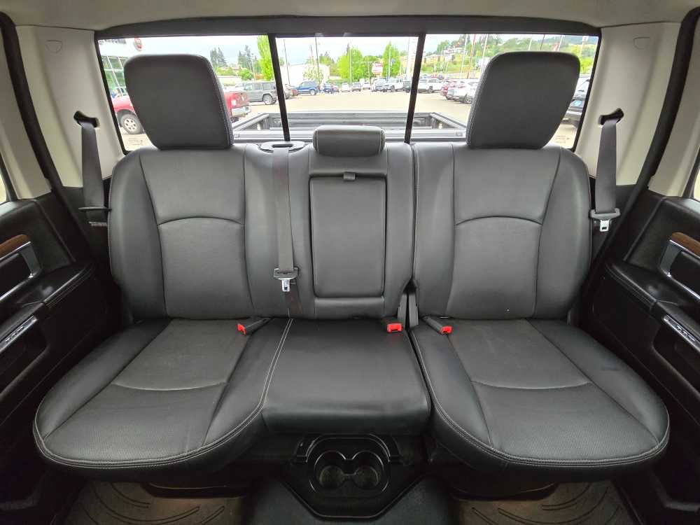 Used 2017 RAM 3500 Laramie w/ Convenience Group AWD/4WD image 18