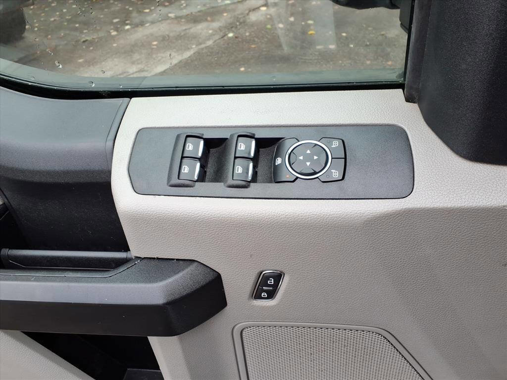 Used 2021 Ford F250 XL w/ Power Equipment Group image 24