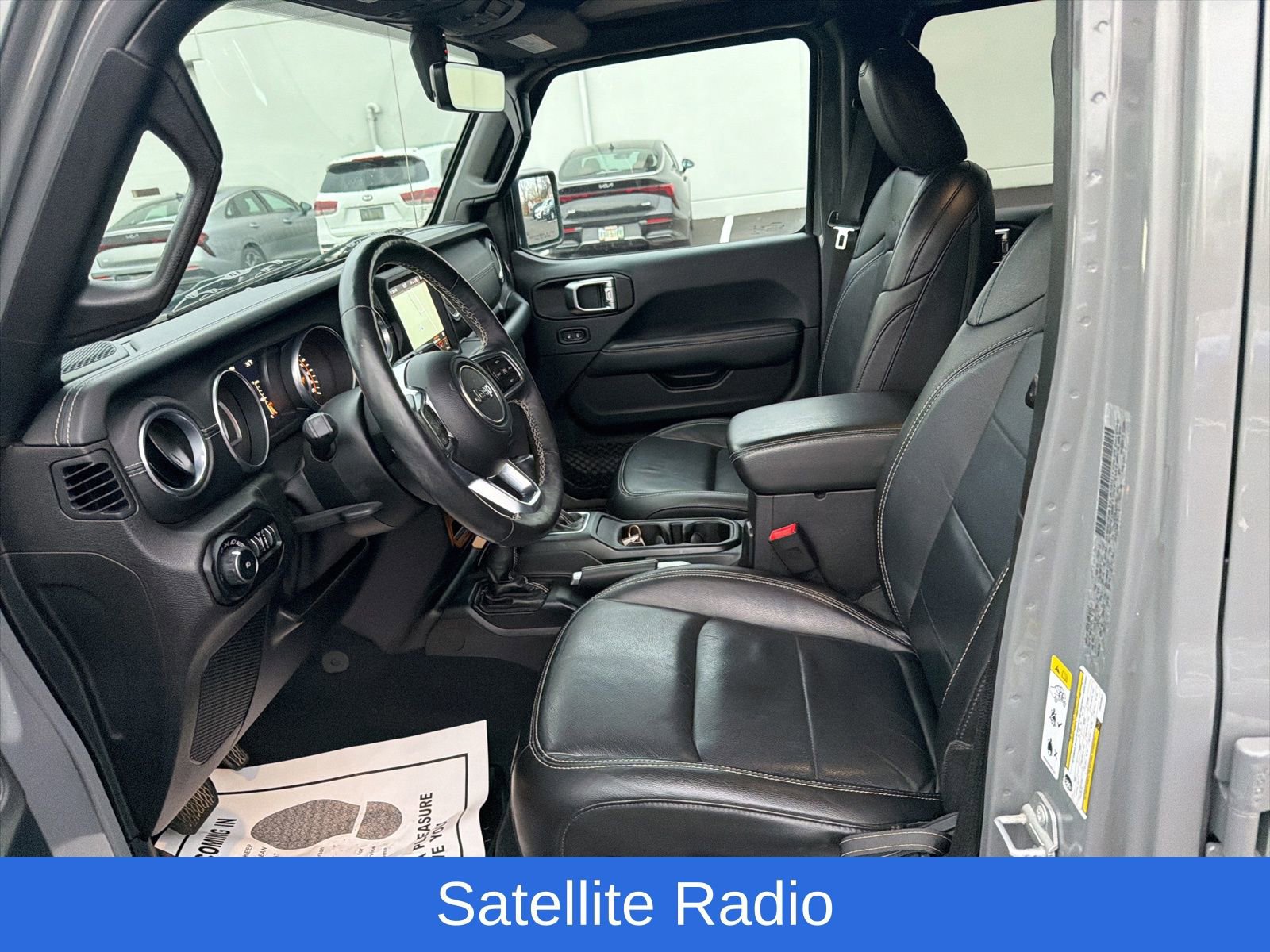 Used 2018 Jeep Wrangler Unlimited Sahara image 11
