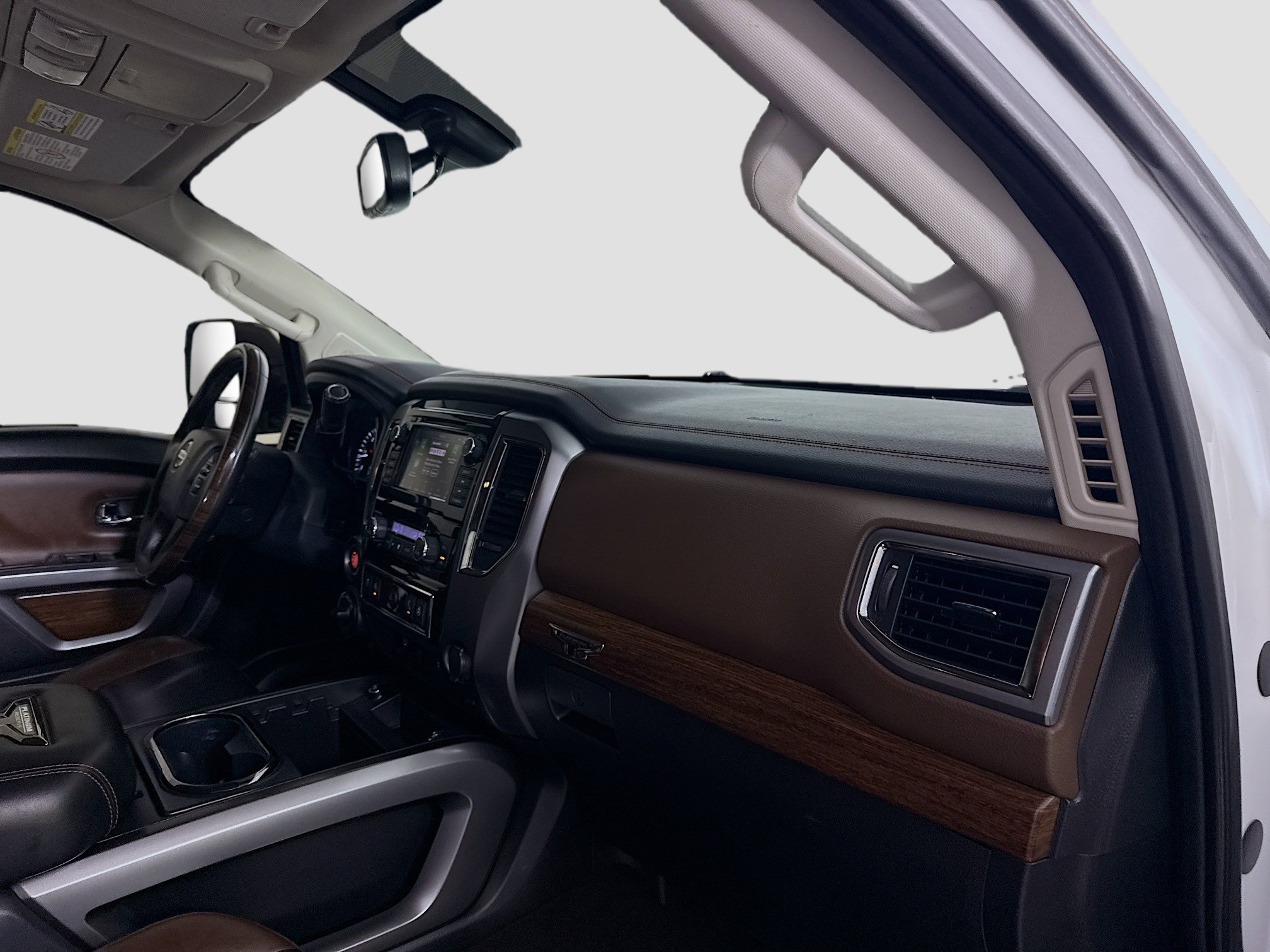 Used 2019 Nissan Titan Platinum Reserve w/ Platinum Utility Package image 30