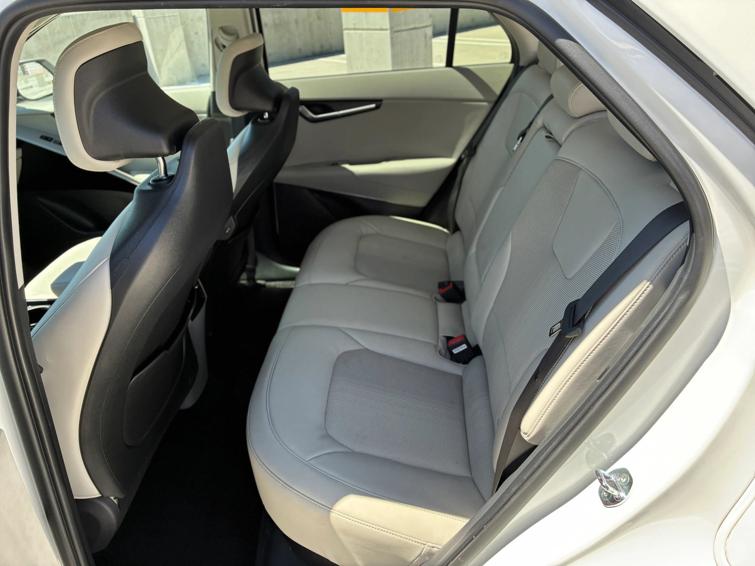 Used 2023 Kia Niro Wind FWD image 30