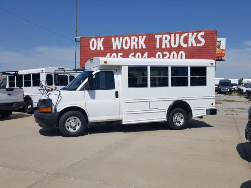 Used 2007 Chevrolet Express 3500 w/ School Bus Package RWD image 2