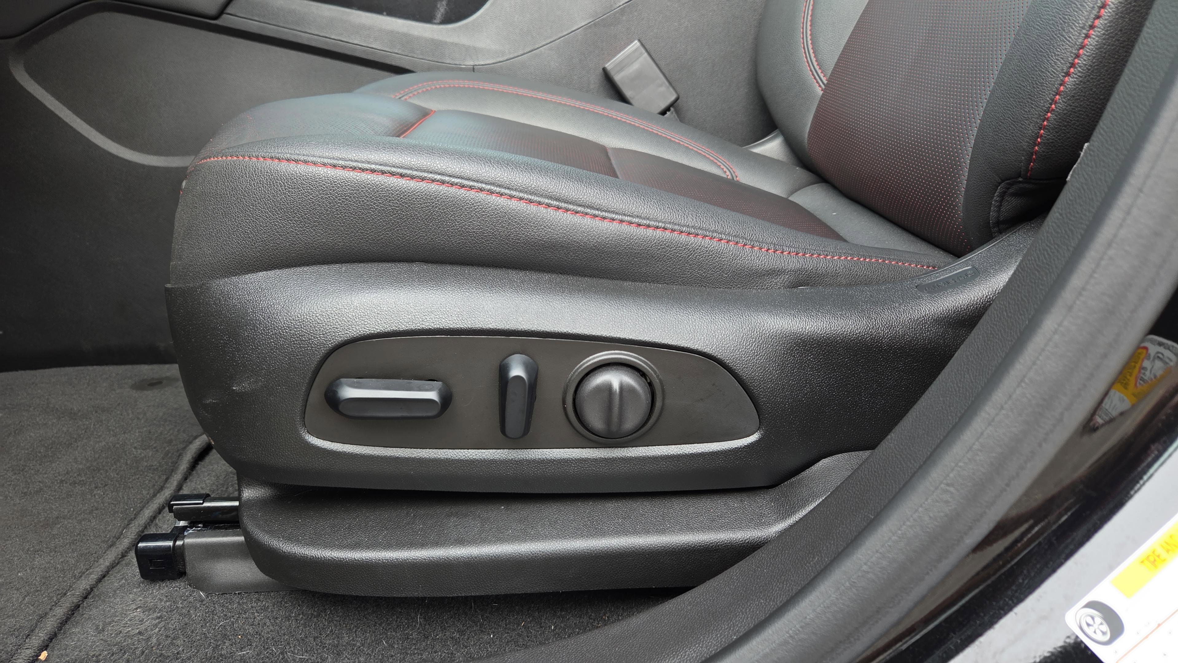 Used 2023 Chevrolet Blazer RS w/ Driver Confidence II Package image 19