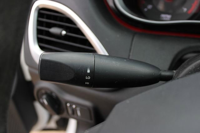 Used 2016 Dodge Dart SE w/ Convenience Group FWD image 3