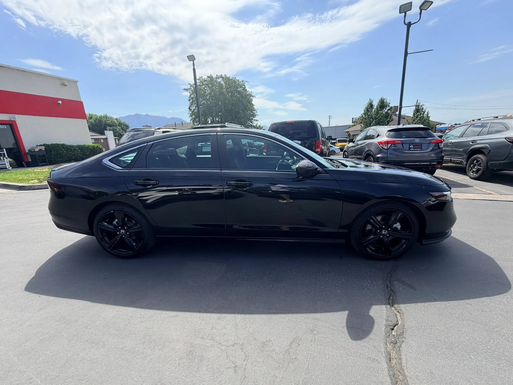 Used 2024 Honda Accord Sport image 3