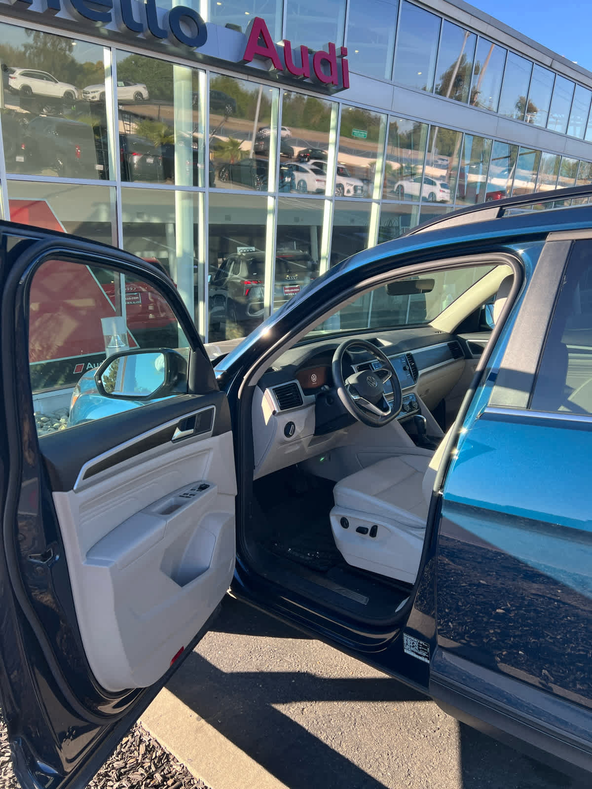 Used 2022 Volkswagen Atlas SE image 14