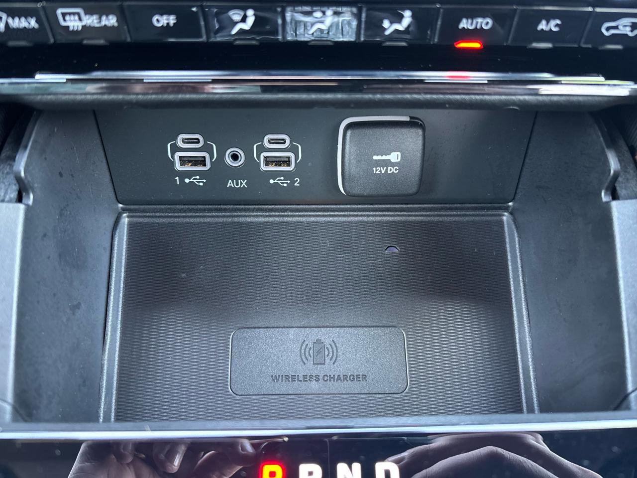 Used 2024 Jeep Grand Cherokee Limited w/ Luxury Tech Group II image 27