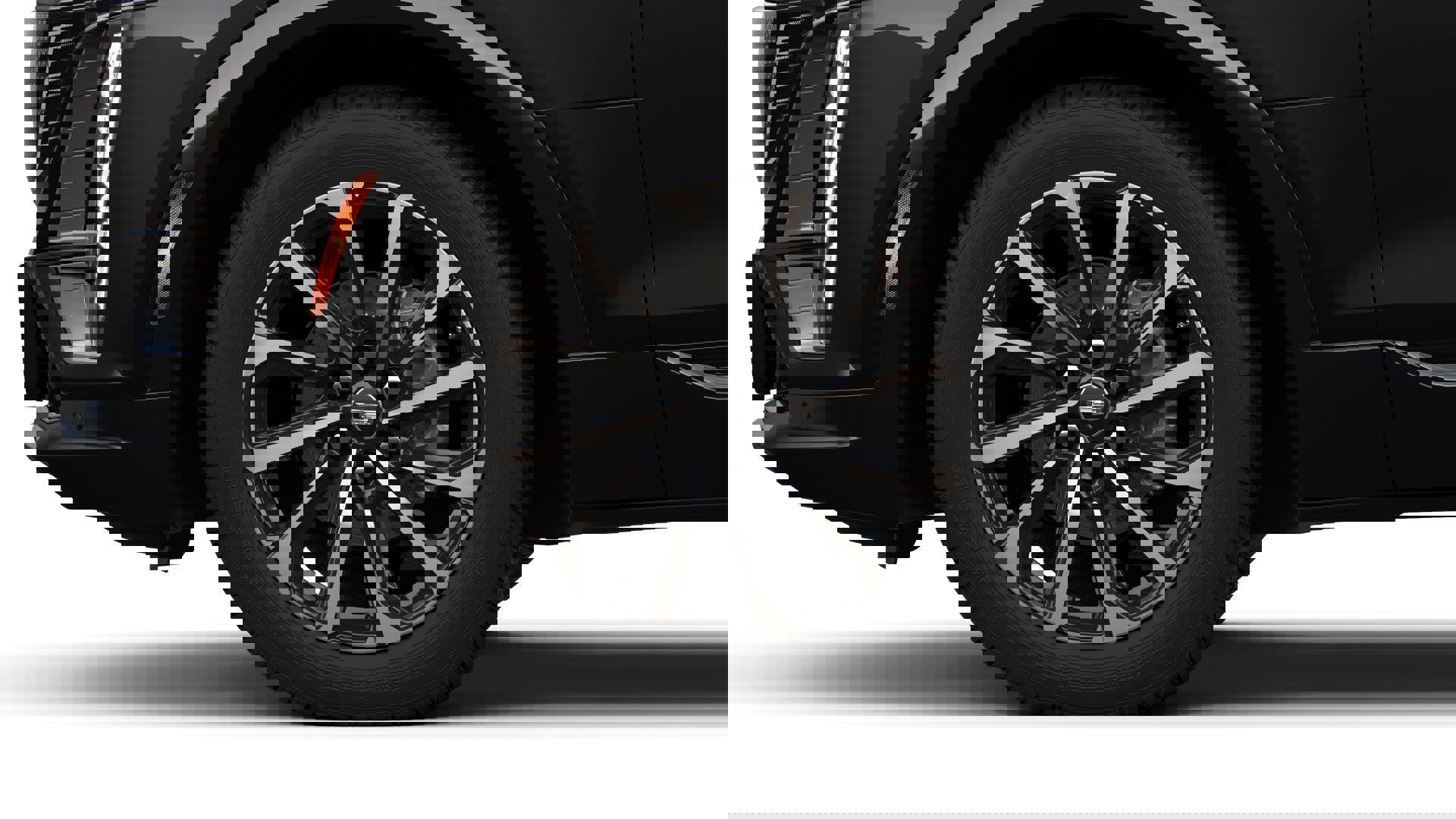 New 2025 Cadillac Lyriq Sport image 31