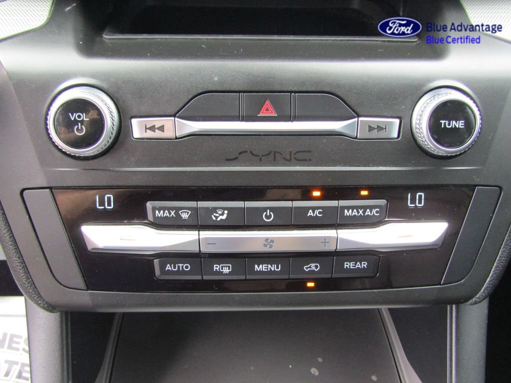 Certified 2020 Ford Explorer XLT w/ Equipment Group 202A AWD/4WD image 22