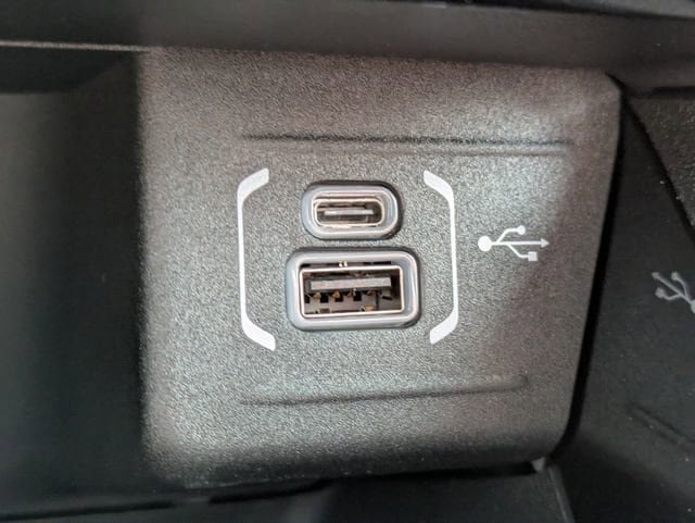 New 2026 Jeep Compass Latitude image 22