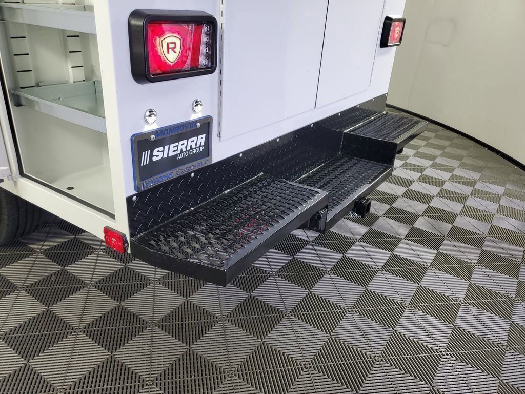 New 2025 Chevrolet Express 3500 w/ Power Convenience Package image 20