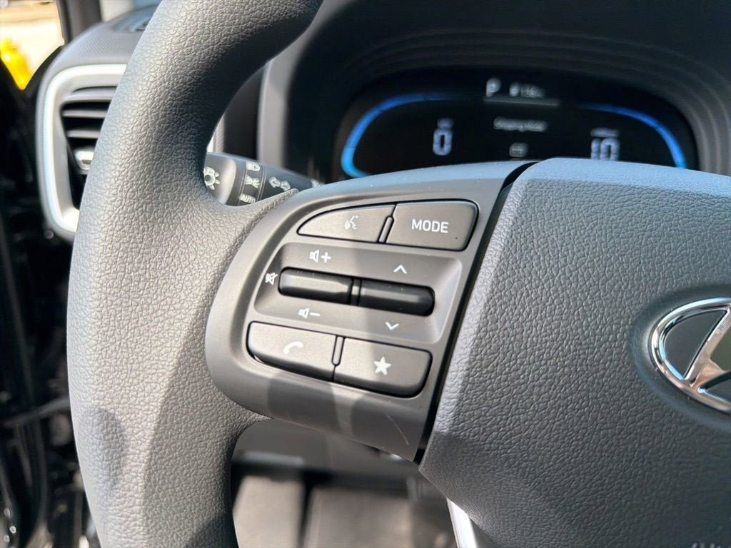 New 2026 Hyundai Venue SE FWD image 16