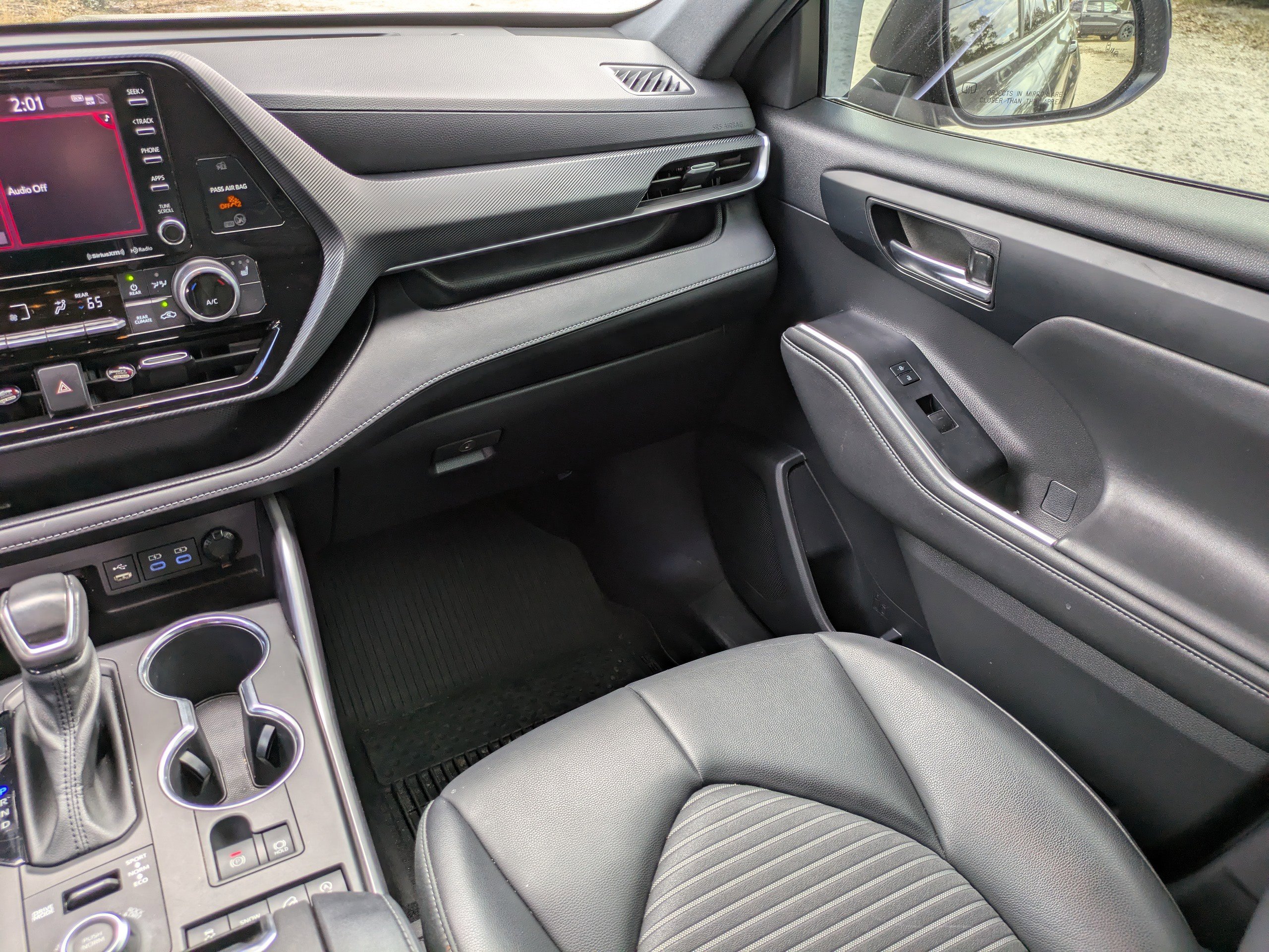 Used 2022 Toyota Highlander XSE image 15