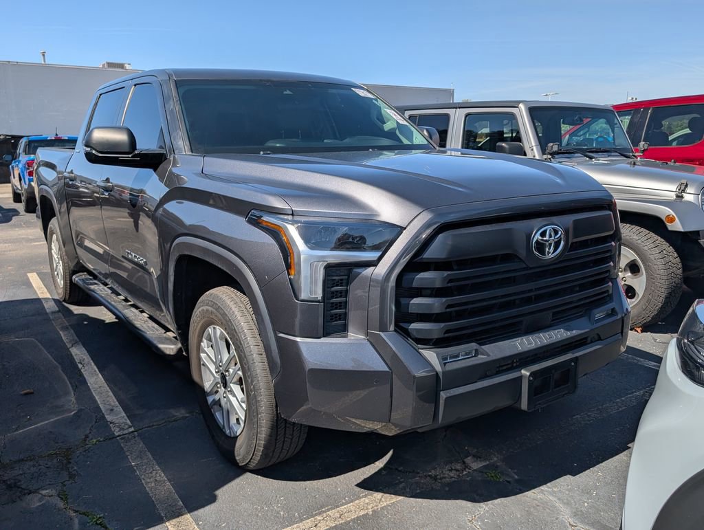 Used 2024 Toyota Tundra SR5 w/ SR5 Convenience Package AWD/4WD image 5