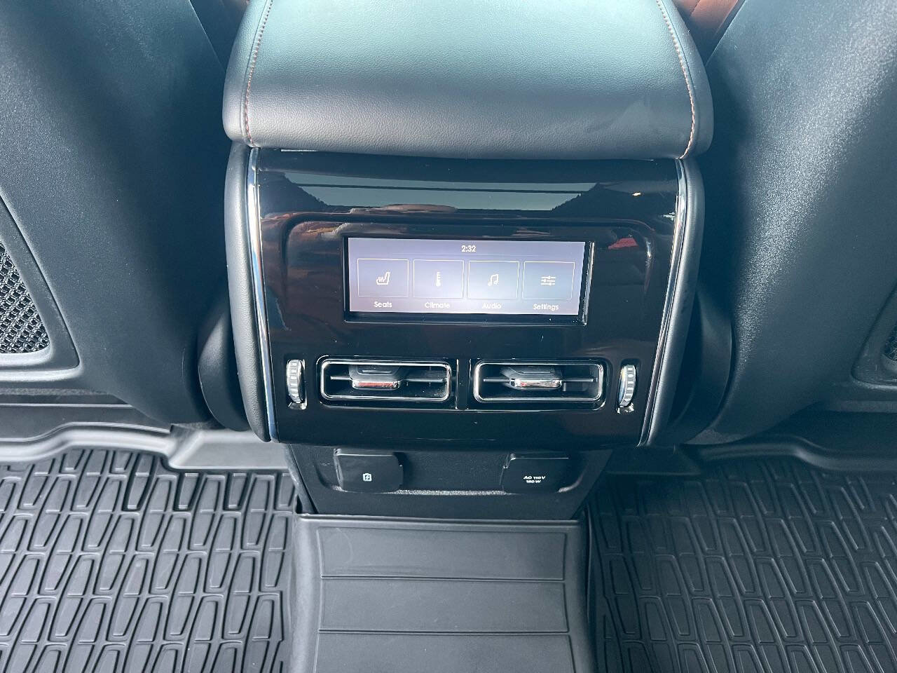 Used 2023 Lincoln Aviator Reserve w/ Class IV Trailer Tow Package image 18